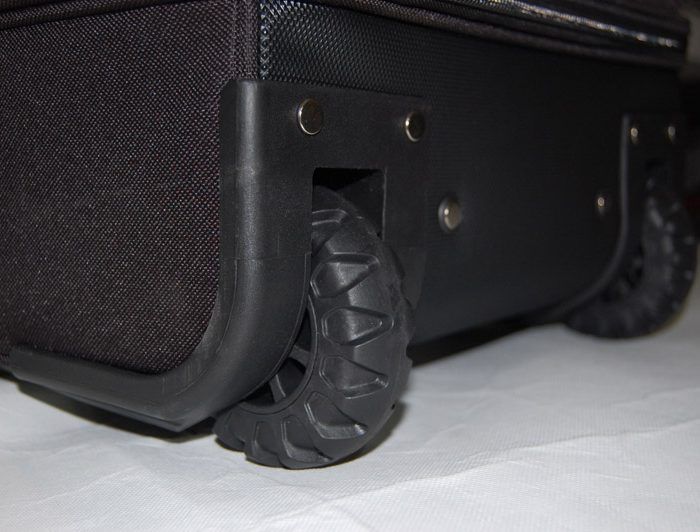 Force 3 Ultimate Equipment Bag With Wheels - Image 5